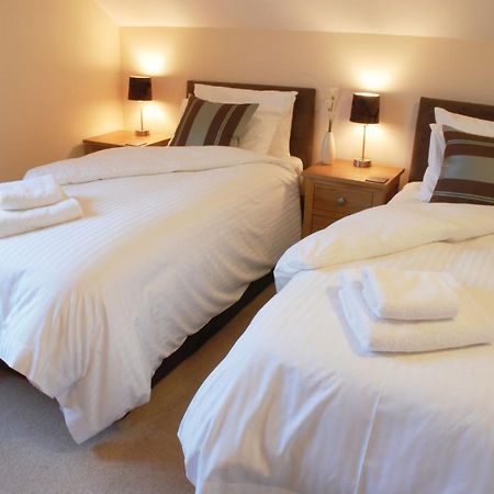 Fistral Hot Tub House For 8 On Retallack Resort نيوكويي المظهر الخارجي الصورة