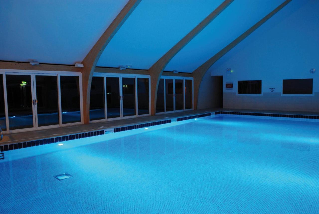 Fistral Hot Tub House For 8 On Retallack Resort نيوكويي المظهر الخارجي الصورة